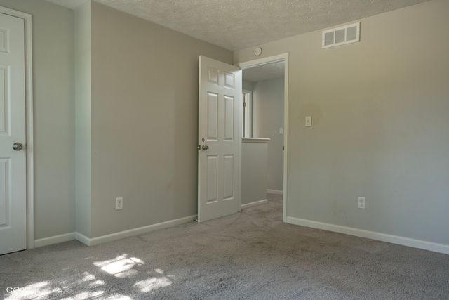 3712 Oil Creek Drive, Indianapolis, IN 46268