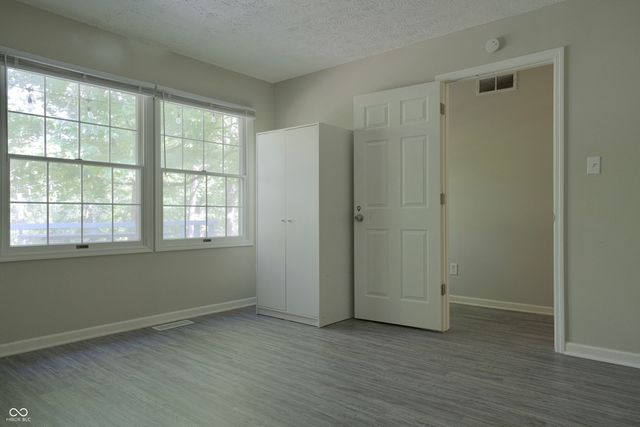 3712 Oil Creek Drive, Indianapolis, IN 46268