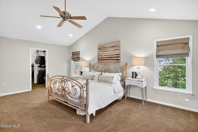 10 Gailes Drive, Bethlehem, NY 12159