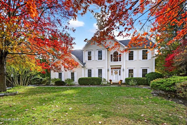 10 Gailes Drive, Bethlehem, NY 12159