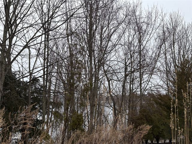 351 COUNTY Road, Barrington, RI 02806