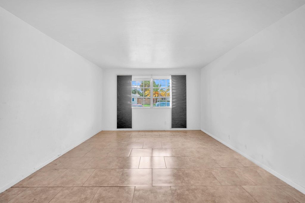 1851 NE 62nd Street 608, Fort Lauderdale, FL 33308