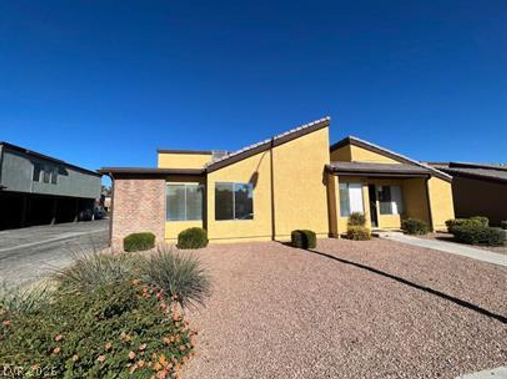 1404 Santa Anita Drive D, Las Vegas, NV 89119