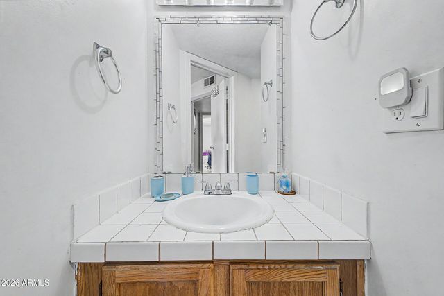 16402 N 31ST Street 136, Phoenix, AZ 85032