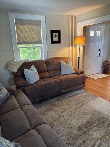 159 Railroad Avenue, Hamilton, MA 01982