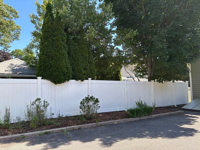 159 Railroad Avenue, Hamilton, MA 01982