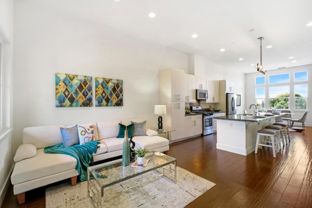 1336 N Capitol Avenue 6, San Jose, CA 95132