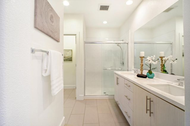 1336 N Capitol Avenue 6, San Jose, CA 95132