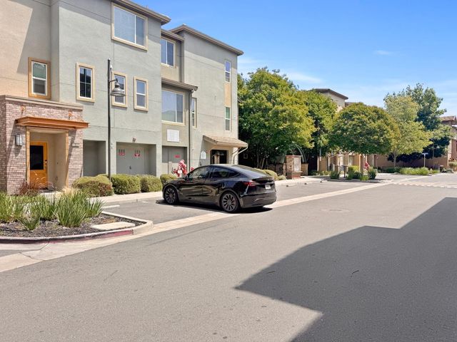 1336 N Capitol Avenue 6, San Jose, CA 95132