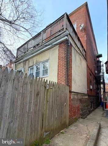 4408 LOCUST ST, Philadelphia, PA 19104