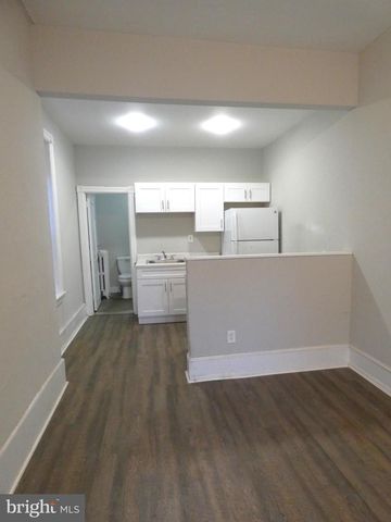 4408 LOCUST ST, Philadelphia, PA 19104