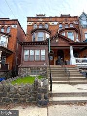 4408 LOCUST ST, Philadelphia, PA 19104