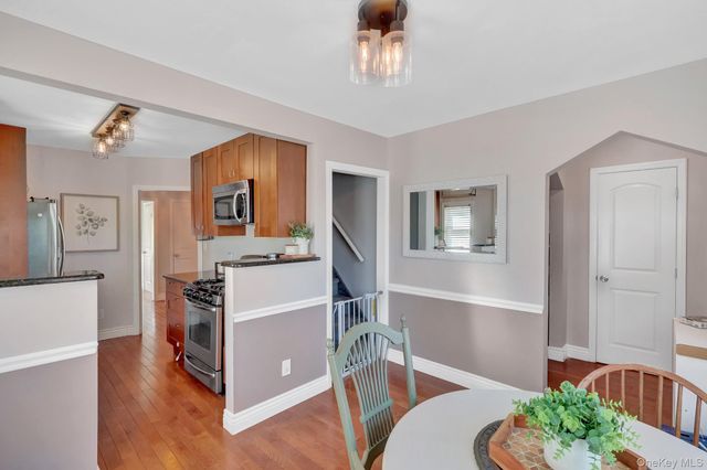 410 Clive Place, Oceanside, NY 11572