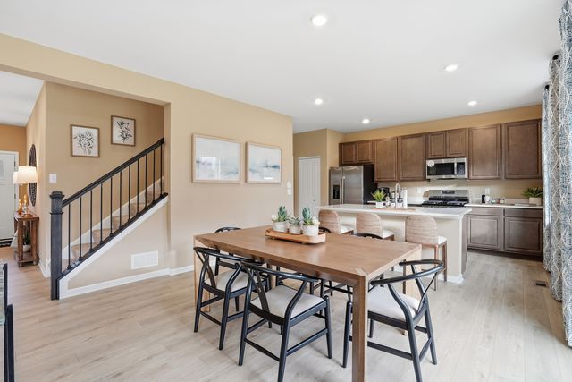 3859 Meadowridge Road, Woodstock, IL 60098