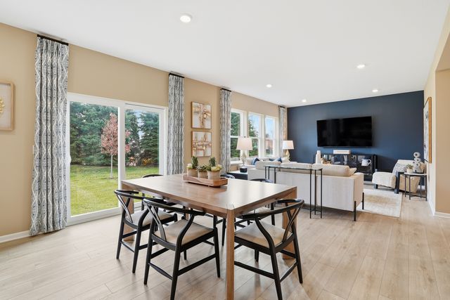 3859 Meadowridge Road, Woodstock, IL 60098