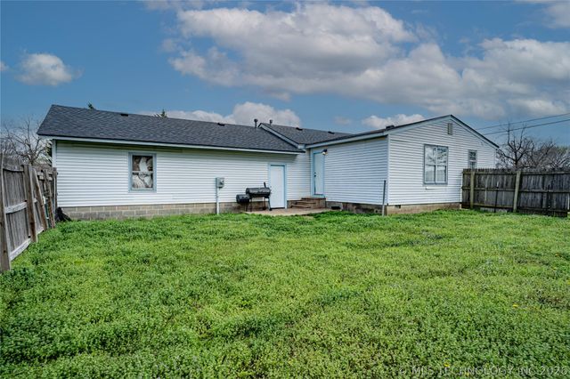 405 S 4th Street, Sperry, OK 74073