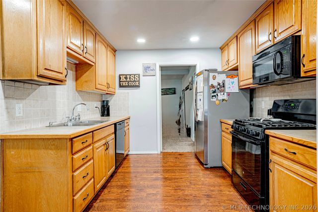 405 S 4th Street, Sperry, OK 74073