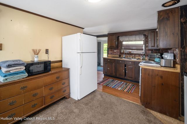 114 Homer Zeh Lane, Schoharie, NY 12157