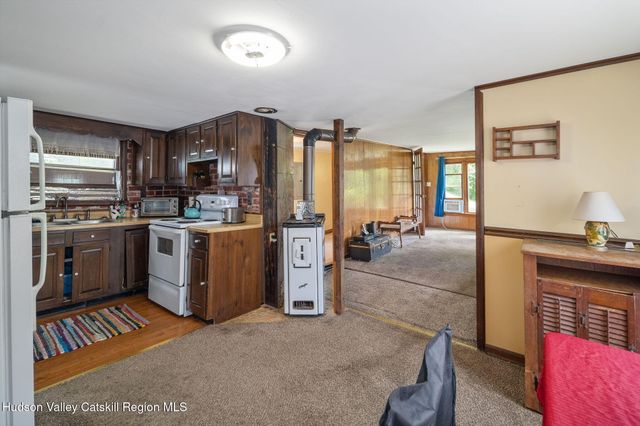 114 Homer Zeh Lane, Schoharie, NY 12157