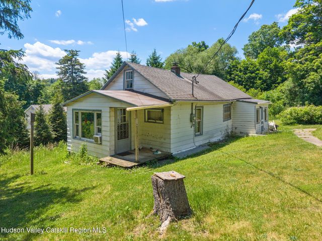 114 Homer Zeh Lane, Schoharie, NY 12157