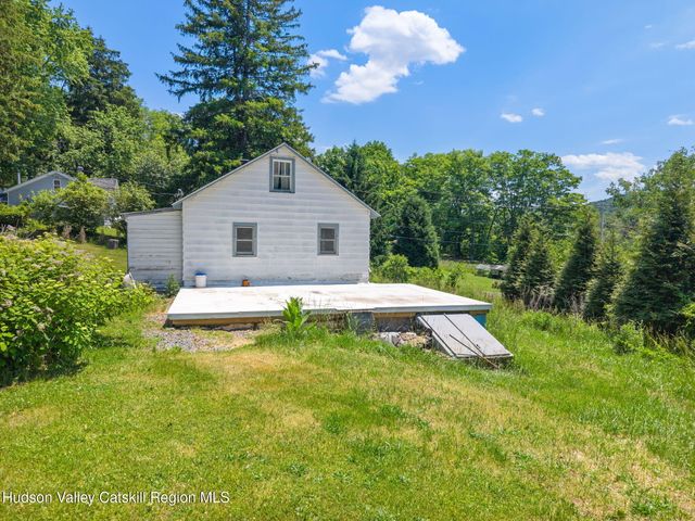114 Homer Zeh Lane, Schoharie, NY 12157