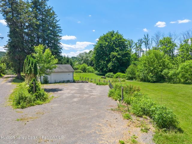 114 Homer Zeh Lane, Schoharie, NY 12157