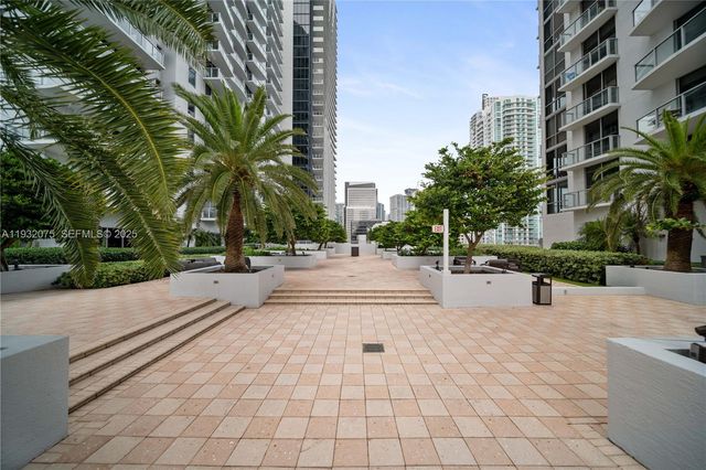 1050 Brickell Ave 3122, Miami, FL 33131