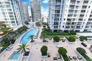 1050 Brickell Ave 3122, Miami, FL 33131