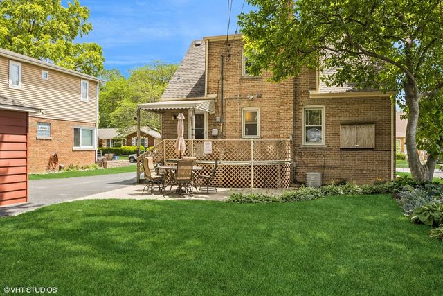 9326 S Millard Avenue, Evergreen Park, IL 60805