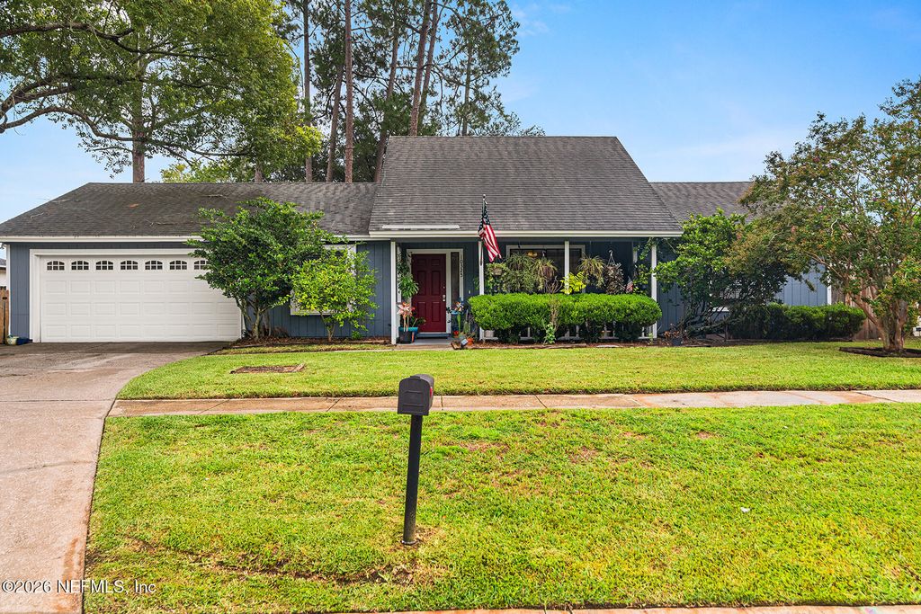 10325 WALNUT Bend N, Jacksonville, FL 32257