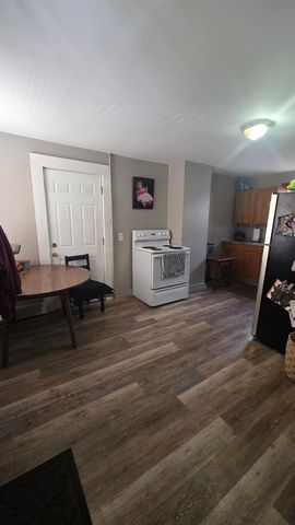 200 Main Street, Claremont, NH 03743