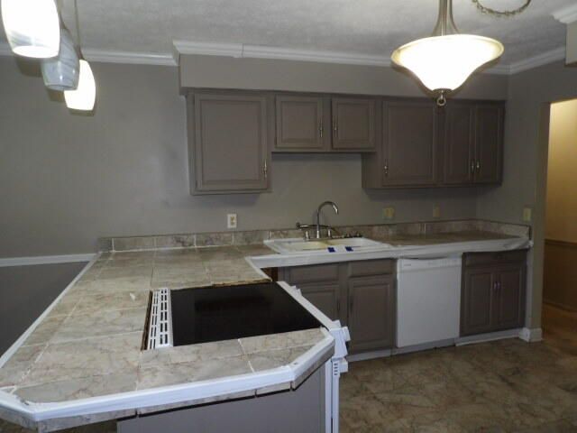 243 Devon Road, Battle Creek, MI 49015