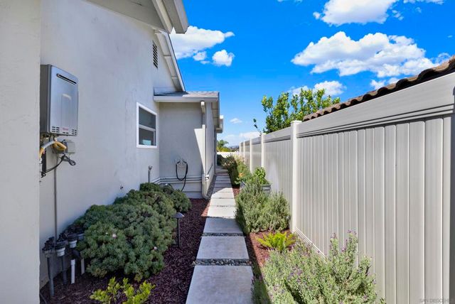 12240 Horado Rd, San Diego, CA 92128