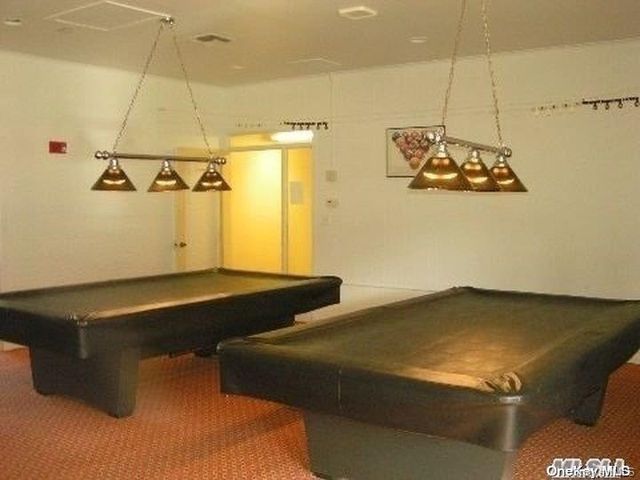 786 Hilltop Court, Coram, NY 11727