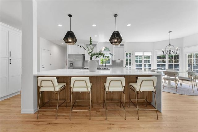 9345 Nesbit Lakes Drive, Alpharetta, GA 30022