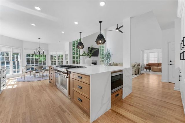 9345 Nesbit Lakes Drive, Alpharetta, GA 30022