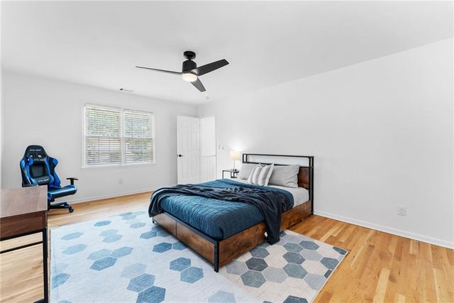 9345 Nesbit Lakes Drive, Alpharetta, GA 30022