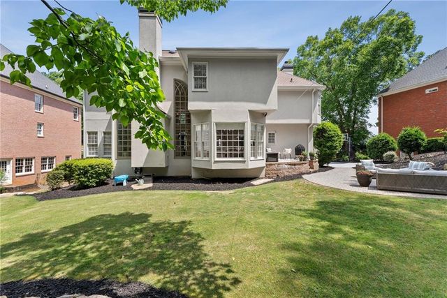 9345 Nesbit Lakes Drive, Alpharetta, GA 30022