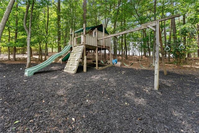 9345 Nesbit Lakes Drive, Alpharetta, GA 30022