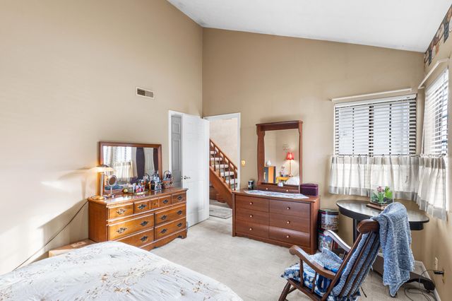 1582 Englewood Place, Florence, KY 41042