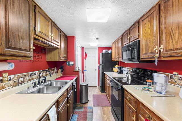 1582 Englewood Place, Florence, KY 41042