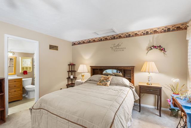 1582 Englewood Place, Florence, KY 41042