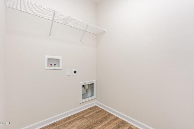 82 W Emily Gardens Drive, Selma, NC 27576