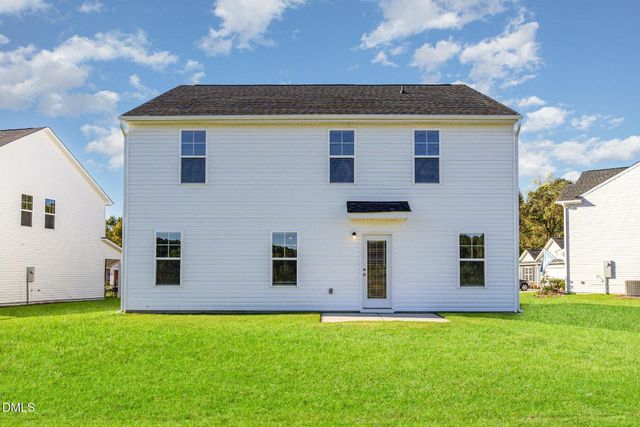 82 W Emily Gardens Drive, Selma, NC 27576