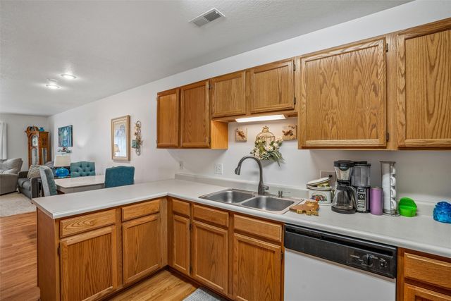 1100 N 6th Street 8, Indianola, IA 50125