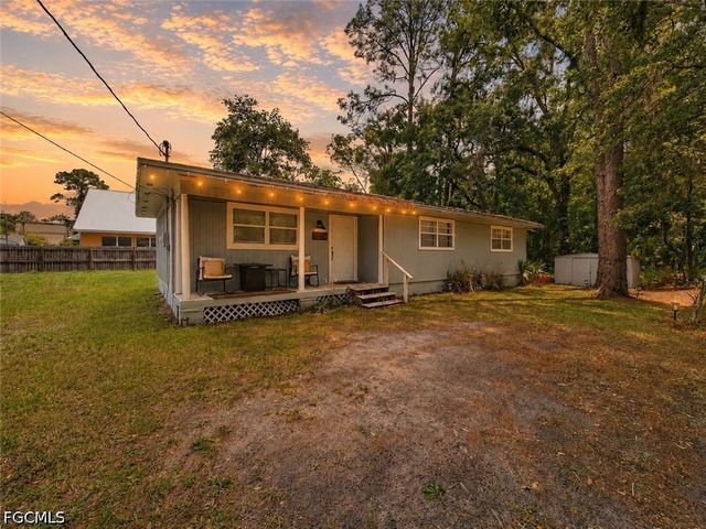 2524 NE 5th PL, Gainesville, FL 32641