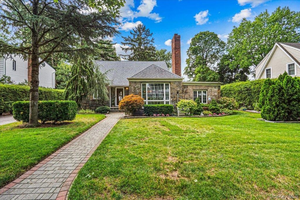 138 Locust Street, Garden City, NY 11530 — exterior