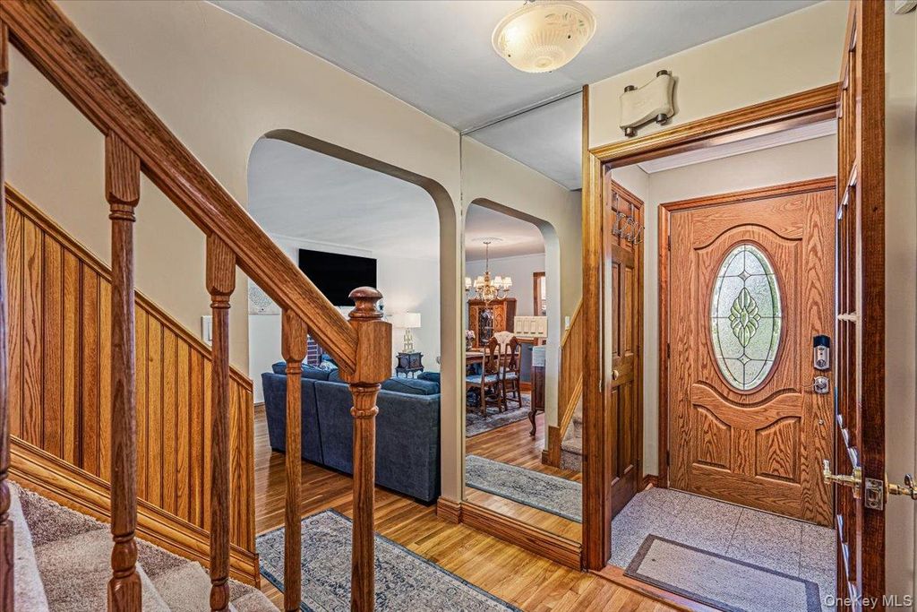 138 Locust Street, Garden City, NY 11530 — photo 3