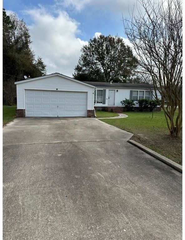 16323 Fawn Ridge Drive, Conroe, TX 77302