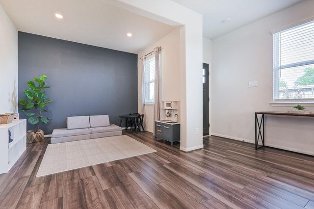 5403 Camaguey Street, Houston, TX 77023